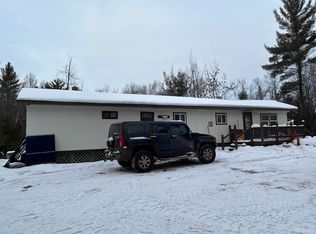 1250 N River Dr, Gwinn, MI 49841