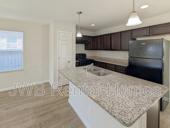 2nd image of 9020 Eaton Ave