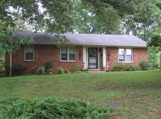 206 Glenhaven Rd, Paris, TN 38242