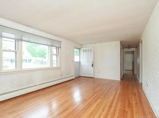 28 Booth Ave, Wethersfield, CT 06109