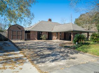3736 Sessions Dr, Baton Rouge, LA 70816