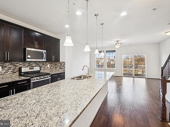 3rd image of 514 Halite Dr