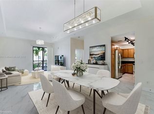 8395 SW 73rd Ave APT 511, Miami, FL 33143