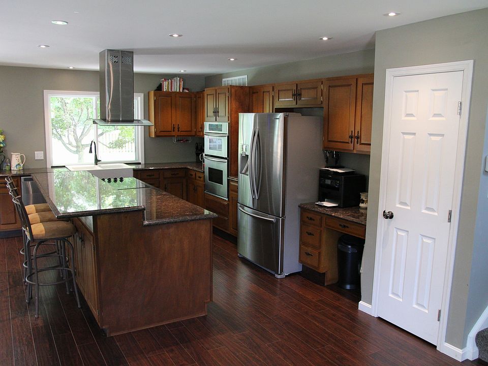 1st image of 6152 Stonehill Dr