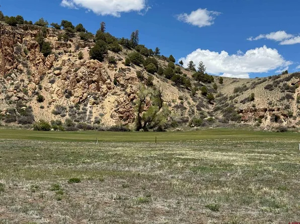 71 E Cliffside Court, South Fork, CO 81154