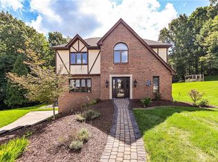 128 Pauline Dr, Monroeville, PA 15146