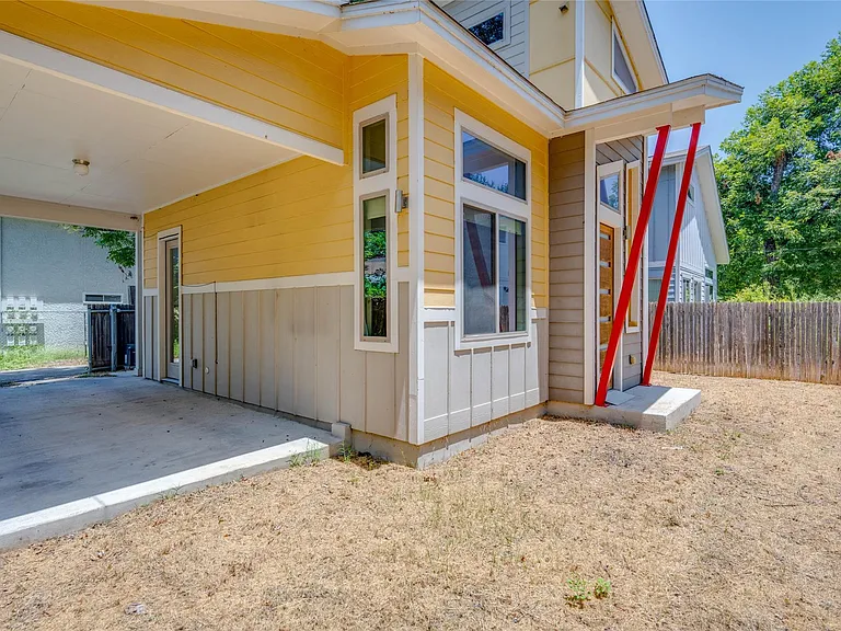 2612 Willow St #B — Photo 24