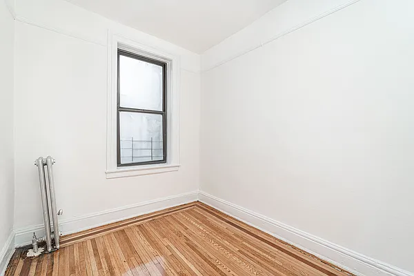 Rented by Modern Spaces | media 21