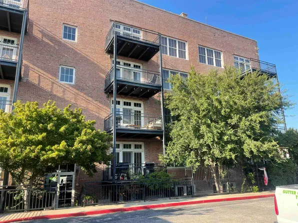 201 S Saint Francis Ave APT 400, Wichita, KS 67202