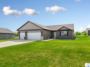3 Lynae Cir, Elysian, MN 56028