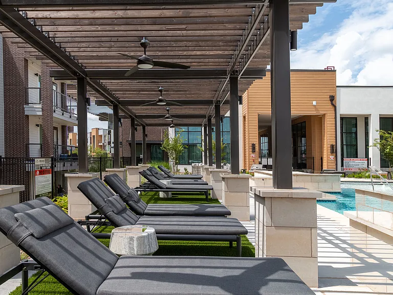 Potranco Commons — Photo 13