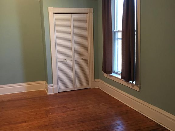 2nd image of 3662 Russell Blvd