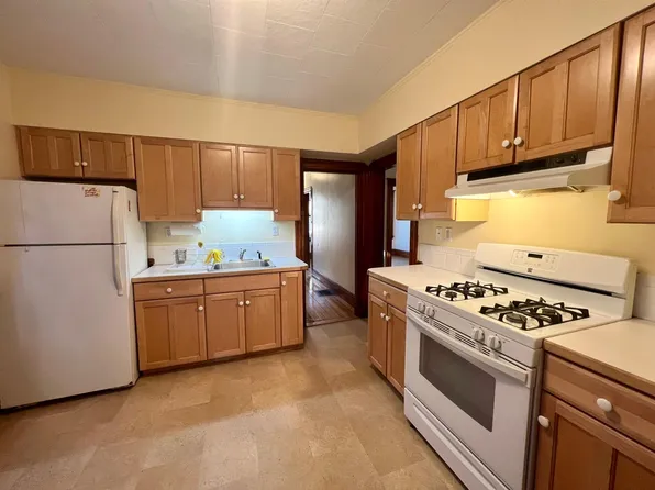 17 Gold Star Rd #2, Cambridge, MA 02140