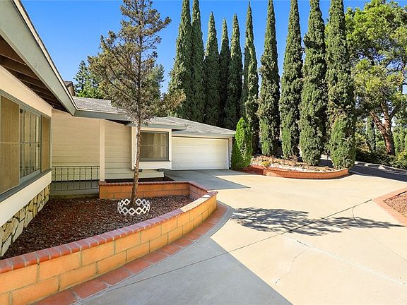 3rd image of 17716 Kingsrun Pl