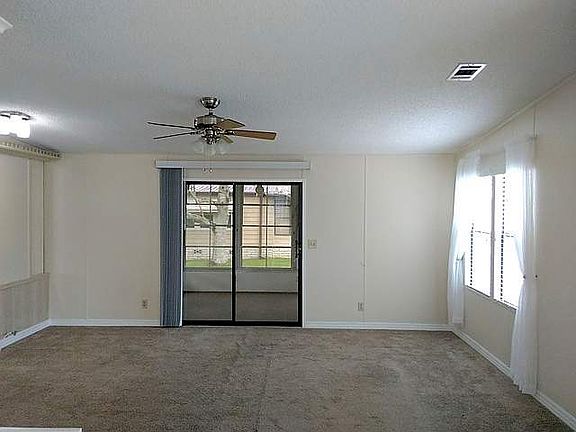 5th image of 1734 Indian Wells Ave