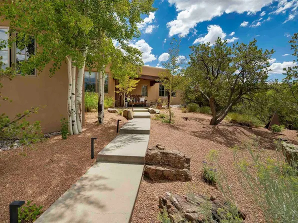 113 Cantera Cir, Santa Fe, NM 87501