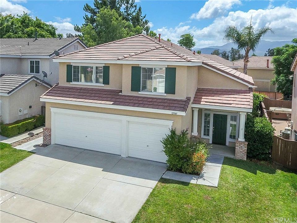 1st image of 32045 Camino Herencia