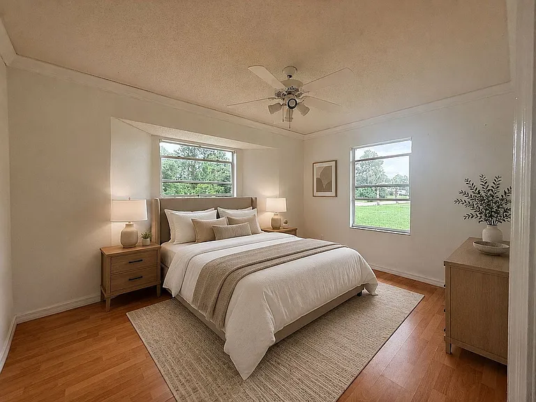 11028 Corrigan Ave — Photo 12