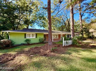 5327 Pine Lane Dr, Jackson, MS 39211
