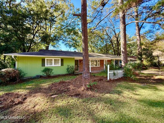 Property at 5327 Pine Lane Dr, Jackson, MS 39211