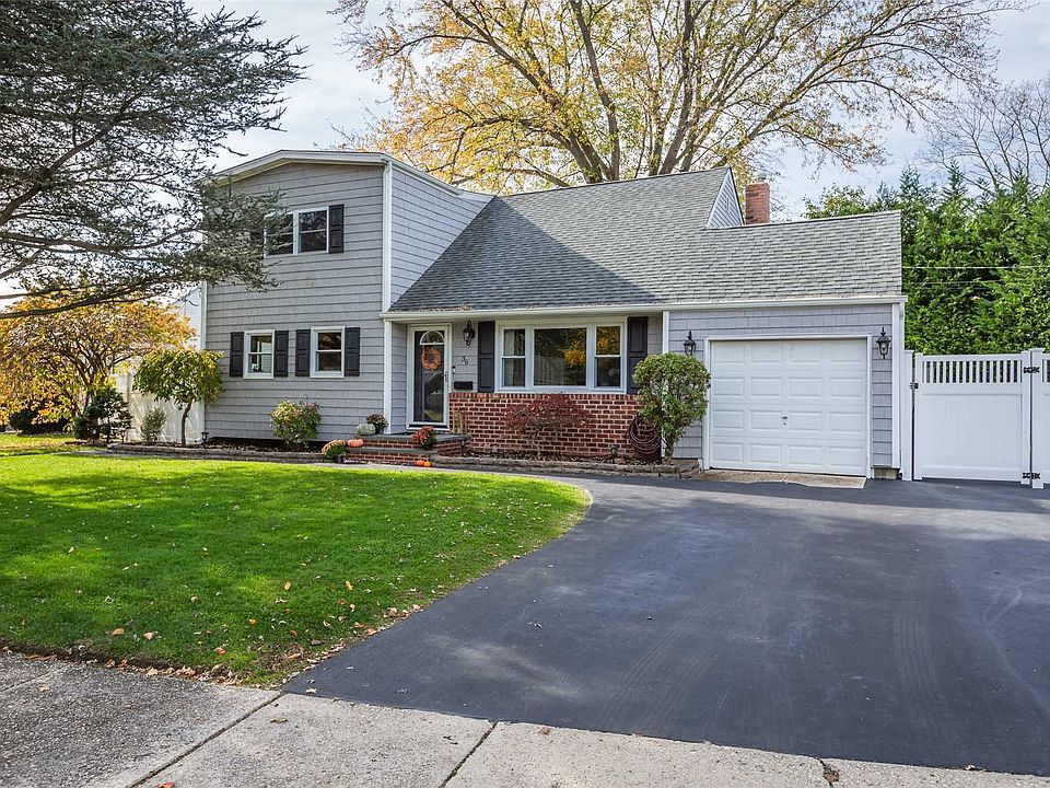 1st image of 36 Birchbrook Dr