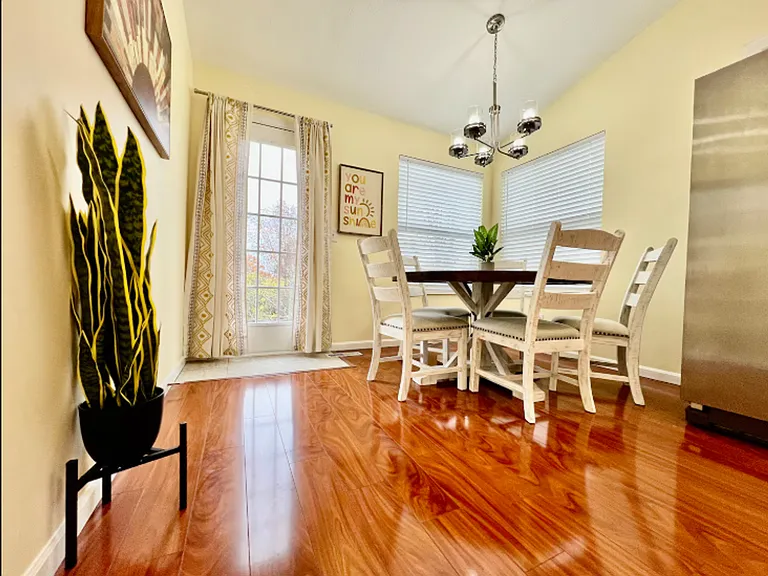 4982 Rialto Ridge Dr — Photo 10