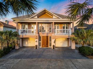 123 Port St, San Leon, TX 77539