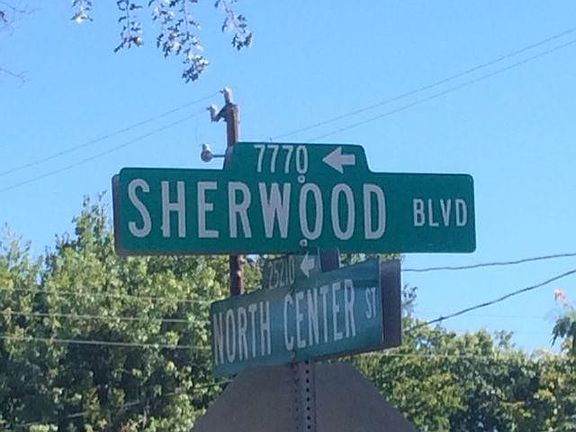 5th image of 7669 Sherwood Blvd