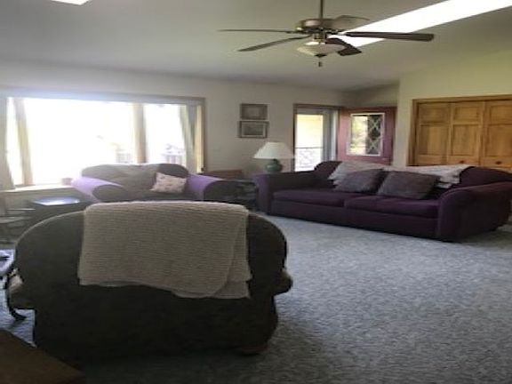 5th image of 23 Outlet Dr