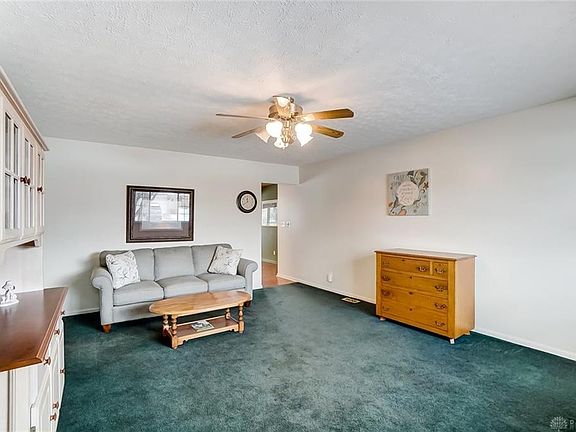 5th image of 6143 Rosecrest Dr