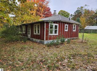 1180 Klein Rd, Sterling, MI 48659