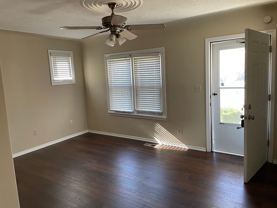 5714 Kinmore St, Dearborn Heights, MI 48127 Zillow