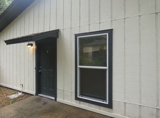 5979 Born Dr APT 2, Pensacola, FL 32504