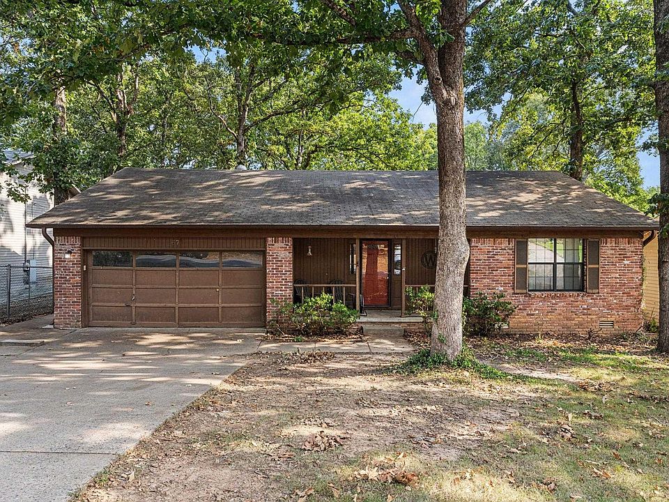 1st image of 67 Creekwood Dr