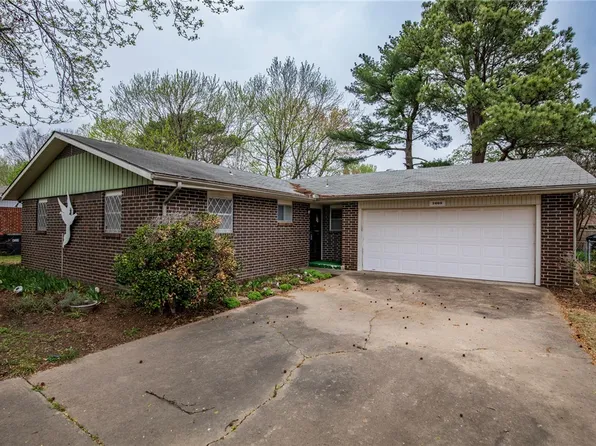 2600 Toni Ave, Springdale, AR 72762