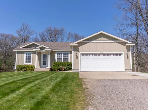 3258 Sarah Cir, Twin Lake, MI 49457