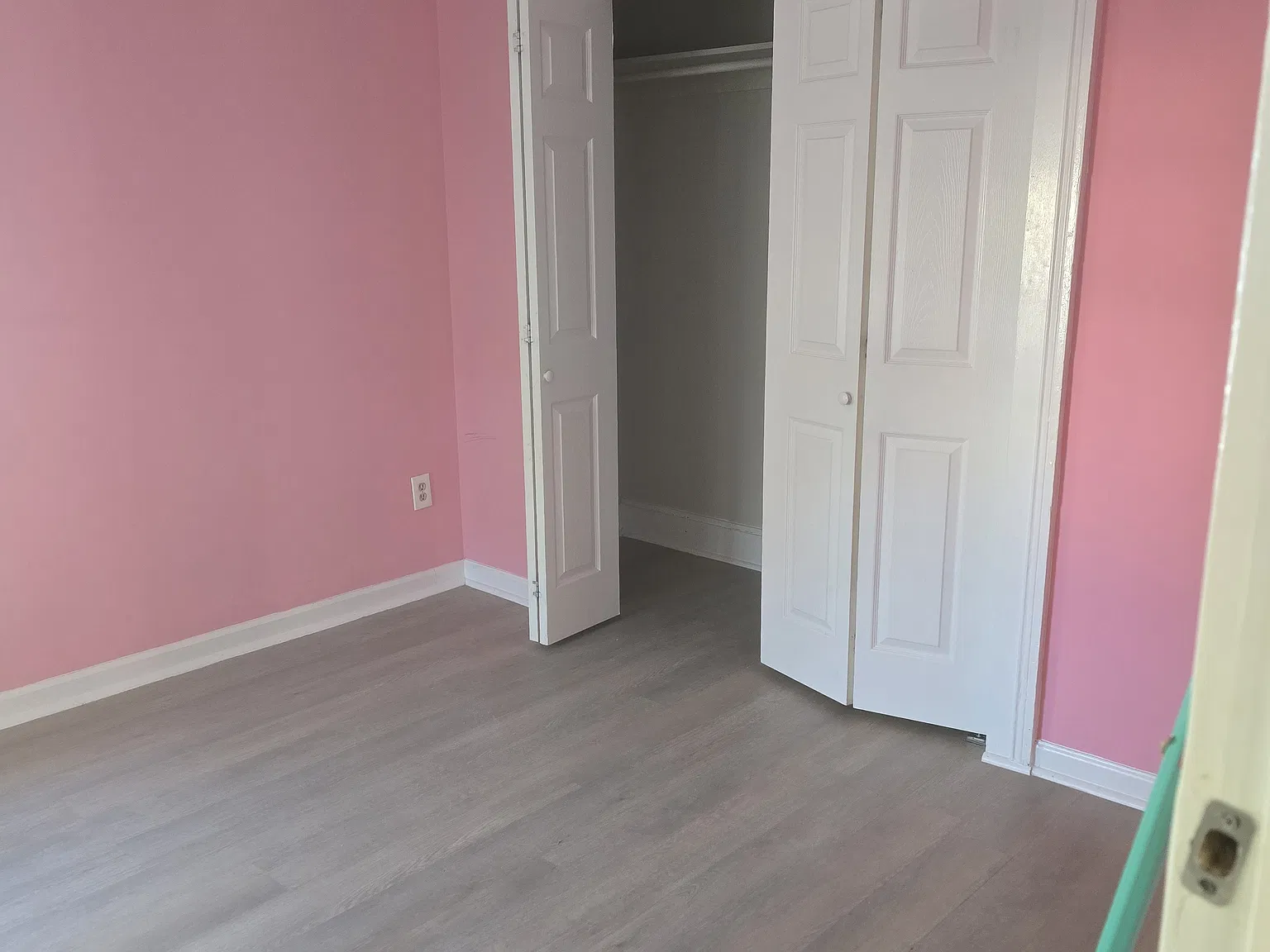4 bed, 1150 sqft, $3,000 — Photo 3