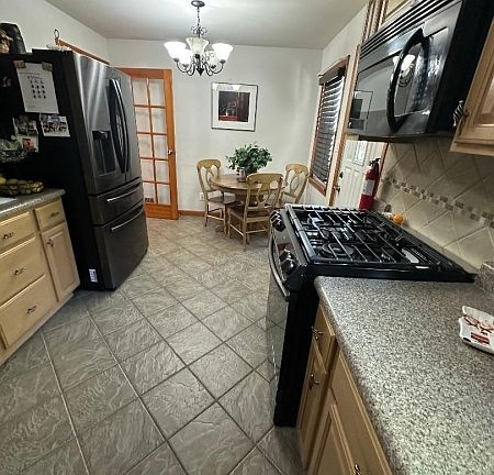 5th image of 2463 Dorchester Rd