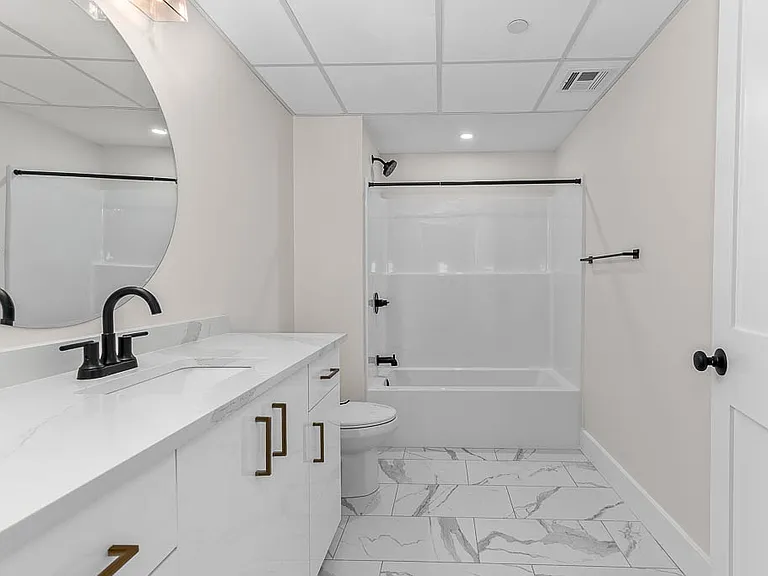 The Block at 22 Everett St — Photo 17