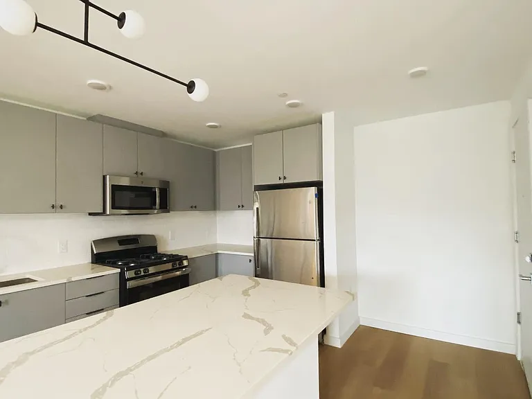 402 Jackson St #201 — Photo 1