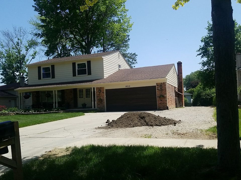 2nd image of 19315 Red Maple Ct