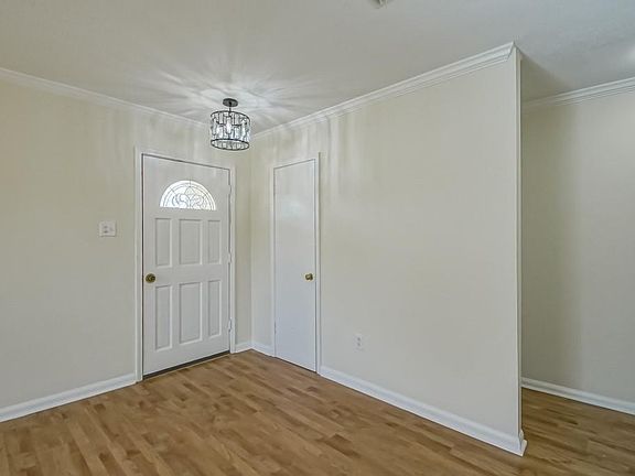 5th image of 3300 Maryland Ave