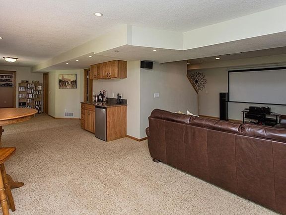 Theater with granite wet bar