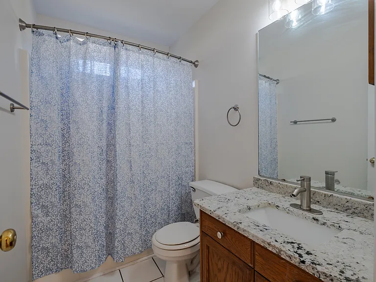 117 Eagle Ct — Photo 16