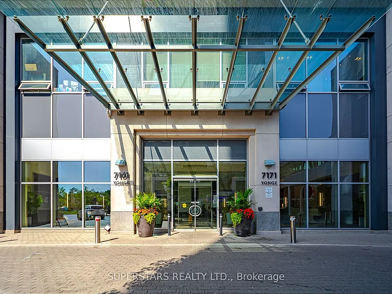 7161 Yonge St #1626 — Photo 4