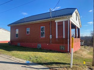 105 Summit Ave, Mingo Junction, OH 43938