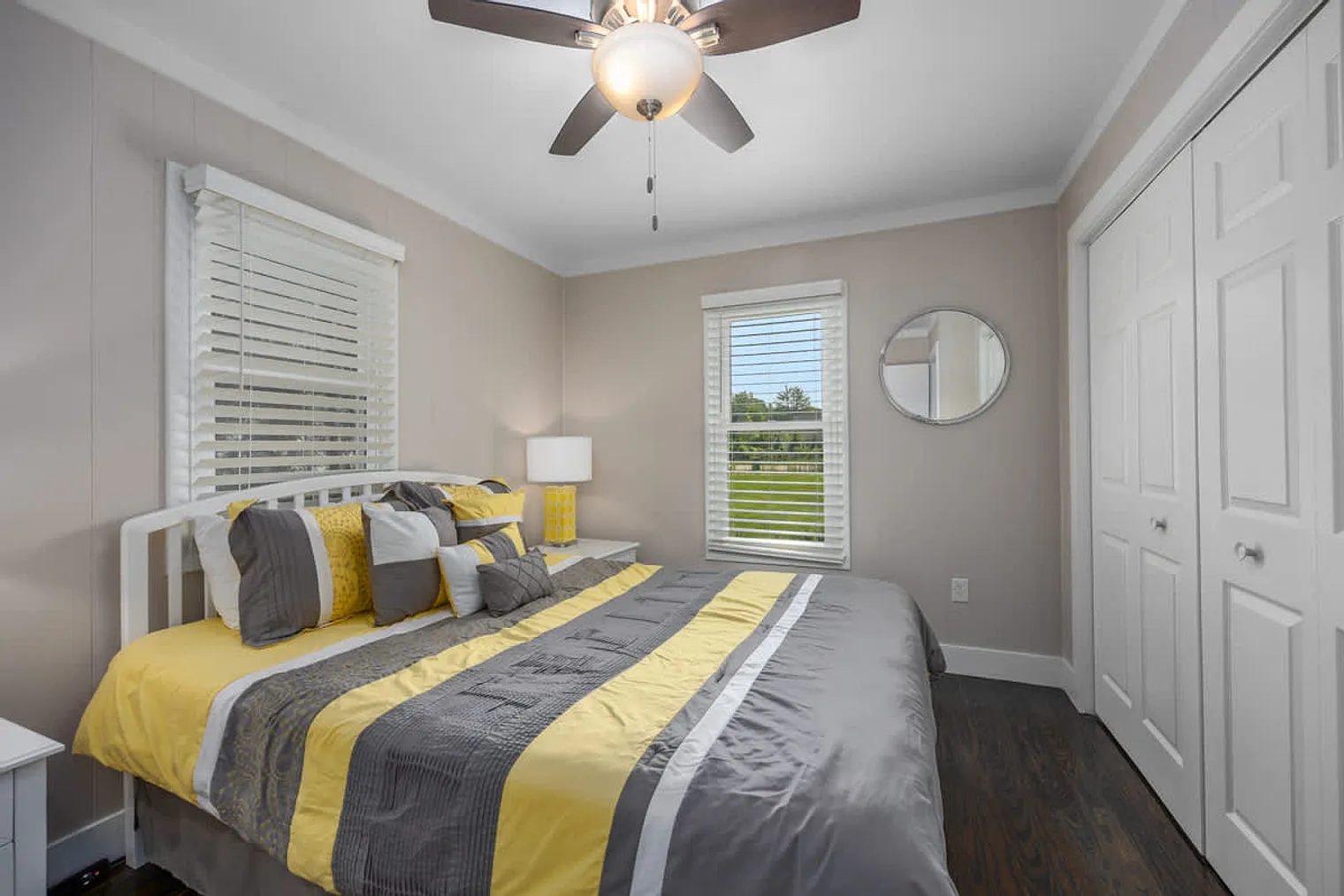2 bed, 1.0 bath, 861 sqft, $2,168 — Photo 4