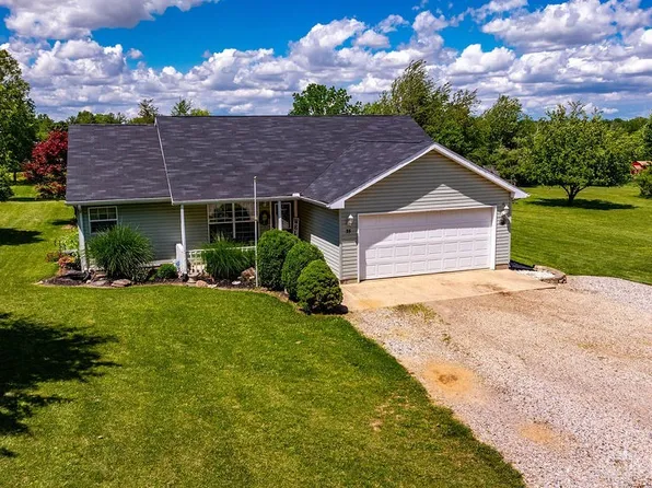 35 Valhalla Dr, Eaton, OH 45320