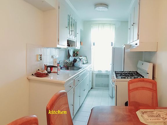 4th image of 33-44 Junction Blvd #6W