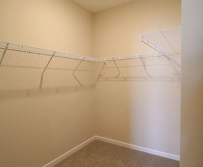 409 Halton Dr — Photo 21